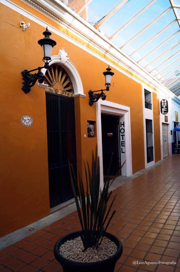 קומיטן דה דומינגז Hotel Del Pasaje Morales מראה חיצוני תמונה
