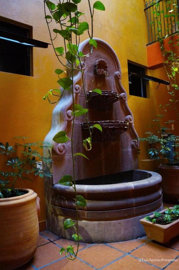 קומיטן דה דומינגז Hotel Del Pasaje Morales מראה חיצוני תמונה